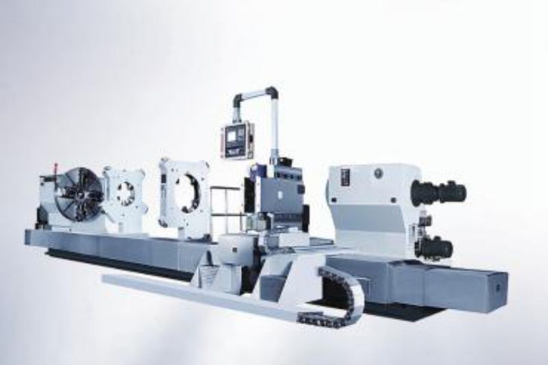 三導軌臥式車床